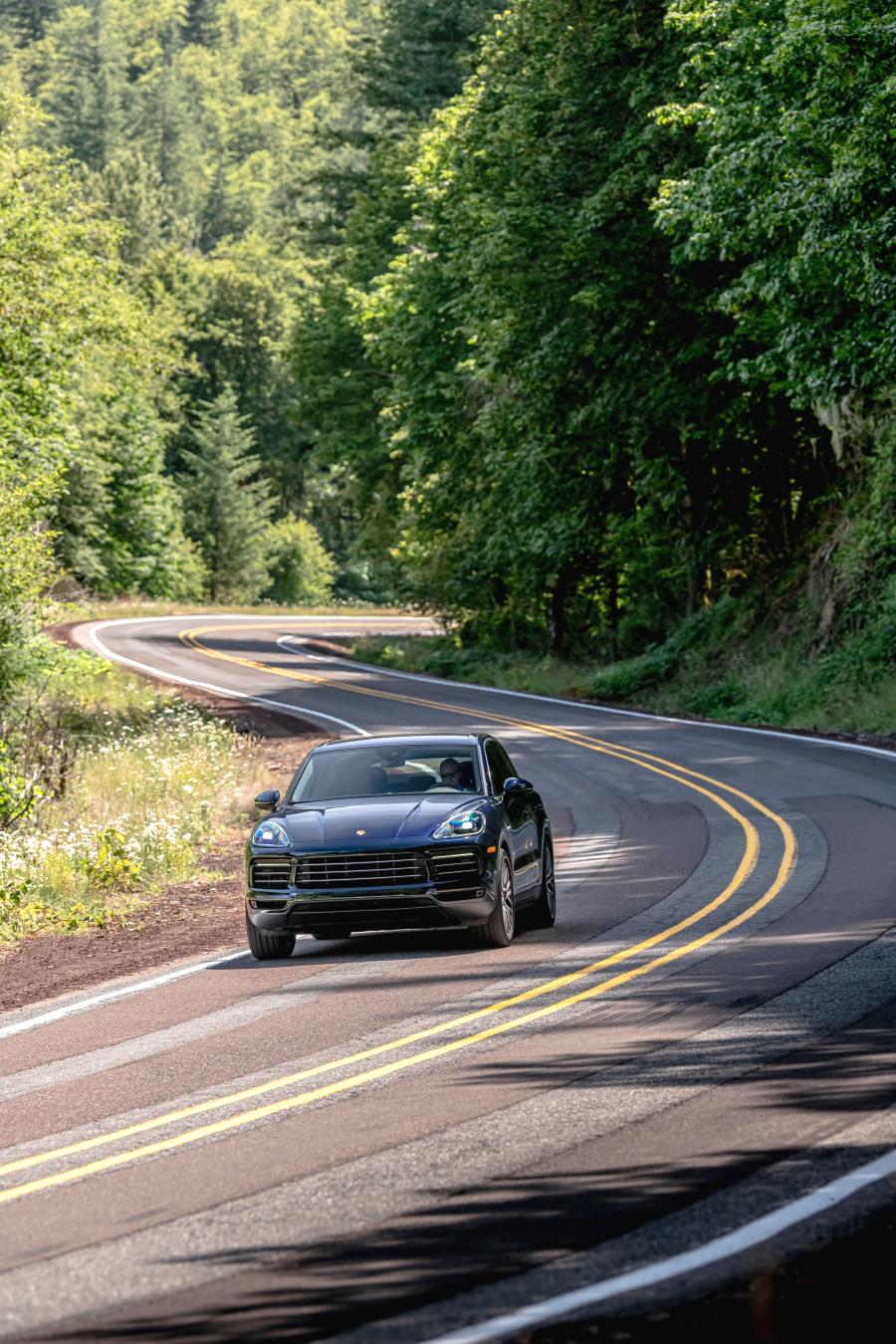 Porsche Cayenne E-Hybrid (PO536) 2018 года  (NA) (фото 18 из 38)